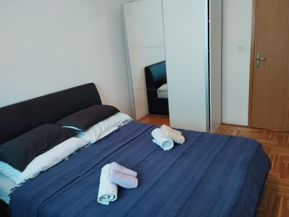 Deep Blue Apartment Трогир Экстерьер фото